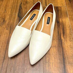 NWOT Nine West Abay Smoking Flats in Cream